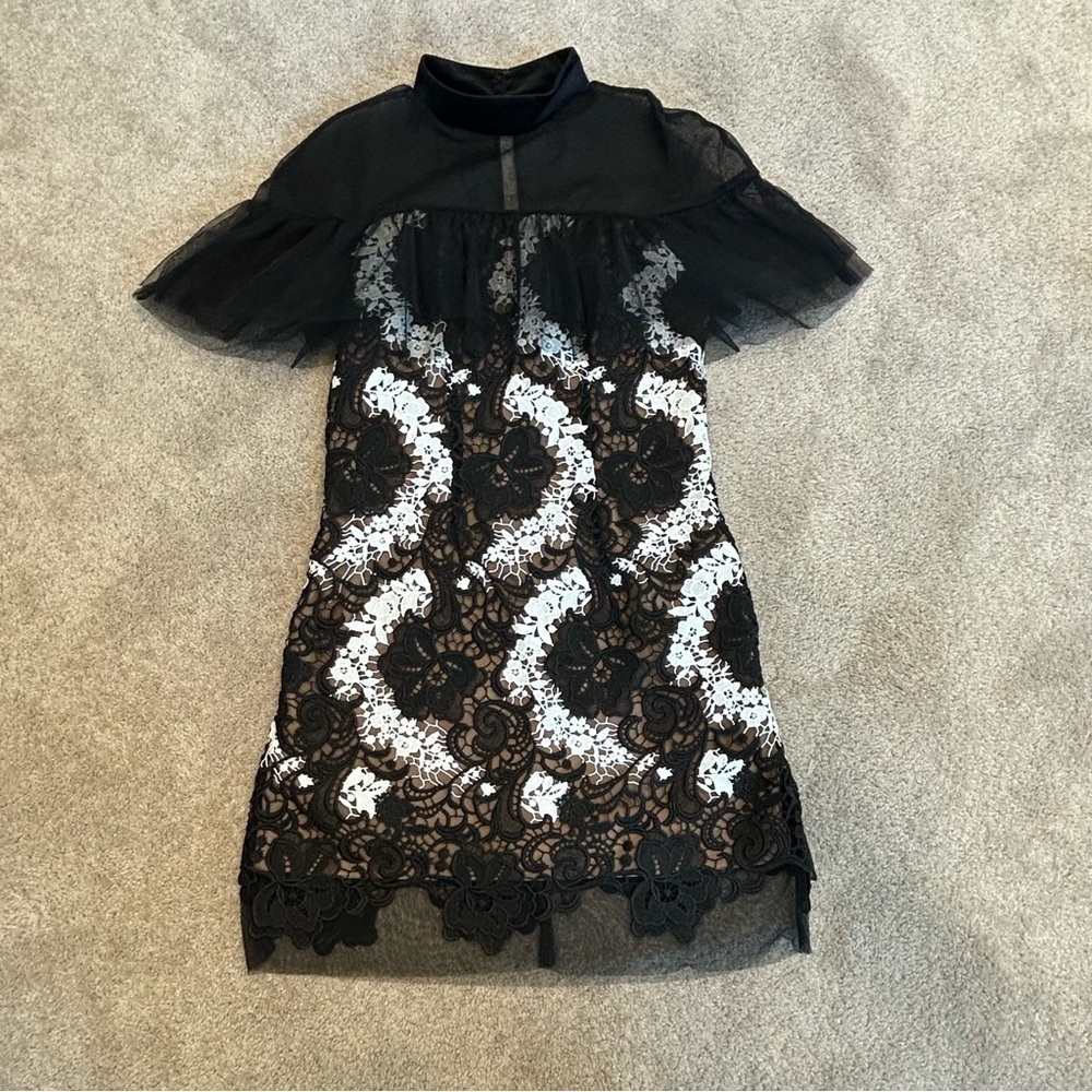 Self-portrait black white floral vine mini dress mesh tulle short sleeve crochet - Picture 7 of 16